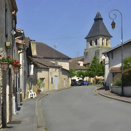 Confortable Avec Jardin * Sorges