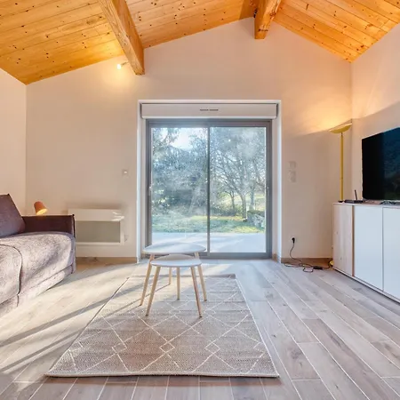 Apartment Confortable Avec Jardin