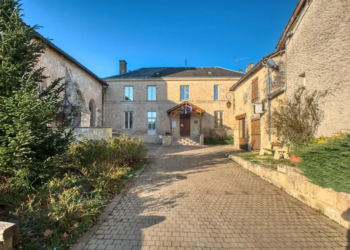 Apartment Confortable Avec Jardin